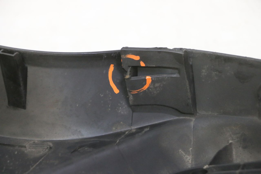 photo de MARCHE PIED KYMCO AGILITY NAKED RENOUVO 2T 50 (2011 - 2018) - Gros plan technique