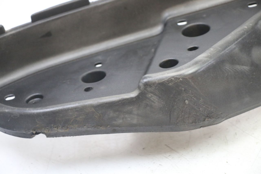 photo de MARCHE PIED APRILIA ATLANTIC 125 (2003 - 2009) - Vue d’ensemble