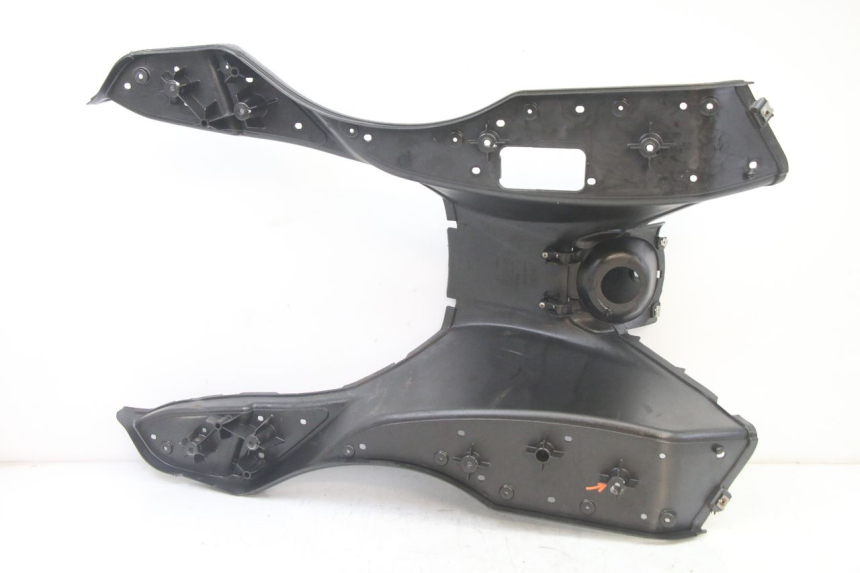 photo de MARCHE PIED APRILIA ATLANTIC 125 (2003 - 2009) - Points de fixation