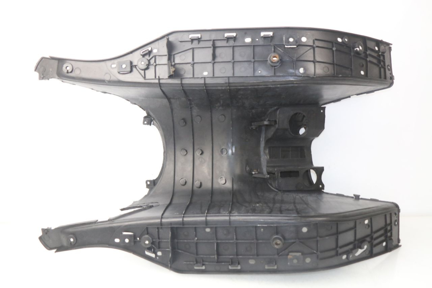 photo de MARCHE PIED JONWAY AZTRAL 125 (2008 - 2017) - Points de fixation