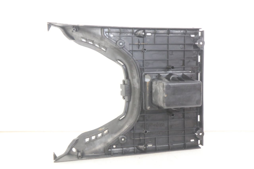 photo de MARCHE PIED PGO BIG MAX 50 (2001 - 2009) - Gros plan technique