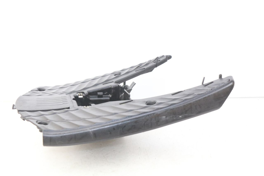 photo de MARCHE PIED MBK BOOSTER NEXT GENERATION 50 (2004 - 2007) - Gros plan technique