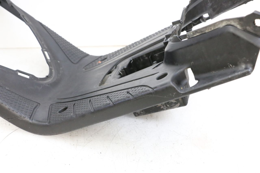 photo de MARCHE PIED MBK BOOSTER SPIRIT 50 (2004 - 2017) - Détails caractéristiques