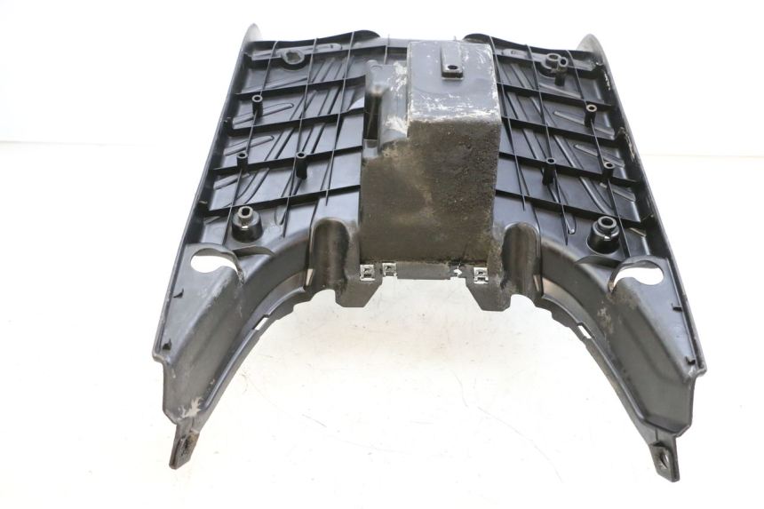 photo de MARCHE PIED MBK BOOSTER SPIRIT 50 (2004 - 2017) - Points de fixation