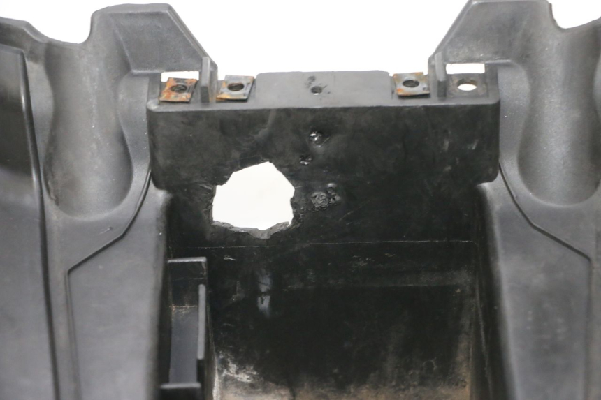 photo de MARCHE PIED MBK BOOSTER SPIRIT NAKED 50 (2004 - 2017) - Inspection visuelle