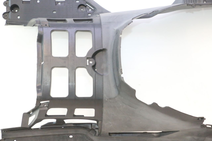 photo de MARCHE PIED SUZUKI BURGMAN EXECUTIVE ABS 650 (2006 - 2012) - Angle alternatif