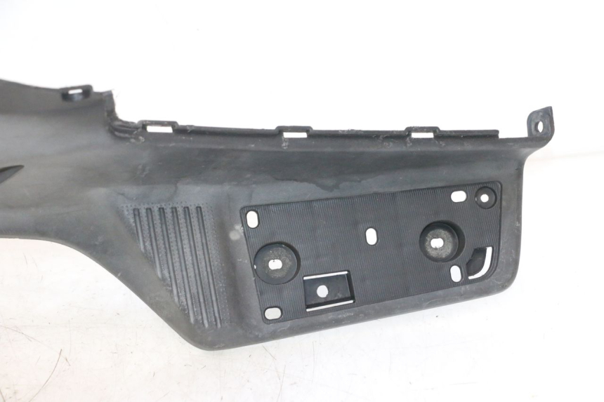 photo de MARCHE PIED SUZUKI BURGMAN EXECUTIVE ABS 650 (2006 - 2012) - Vue principale