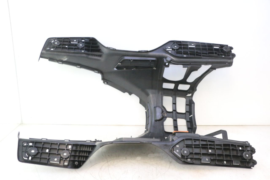 photo de MARCHE PIED SUZUKI BURGMAN EXECUTIVE ABS 650 (2006 - 2012) - Photo complémentaire