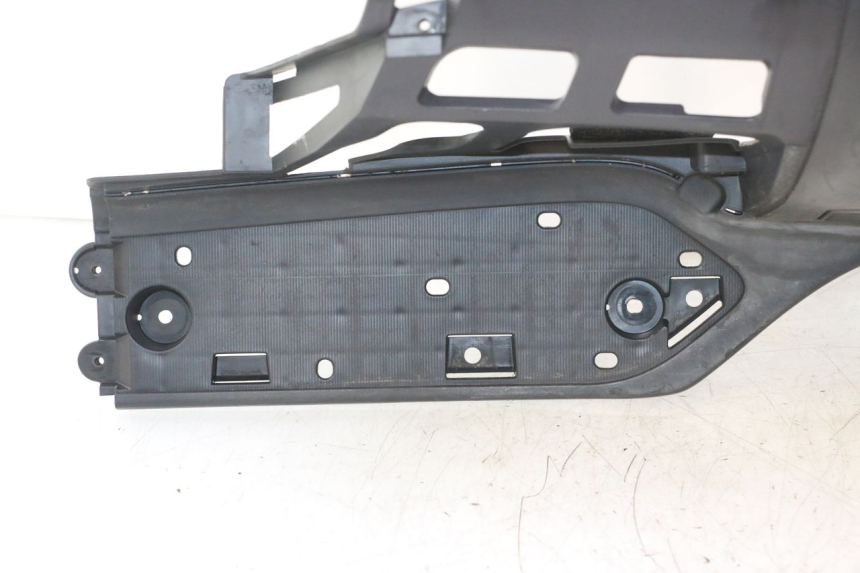 photo de MARCHE PIED SUZUKI BURGMAN EXECUTIVE ABS 650 (2006 - 2012) - Autre angle de vue