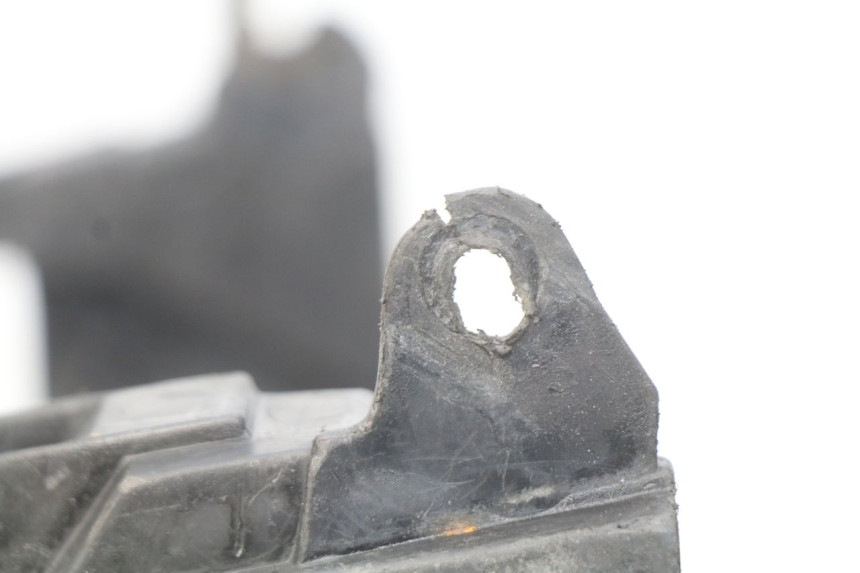 photo de MARCHE PIED YAMAHA BW'S 50 (1999 - 2003) - Points de fixation