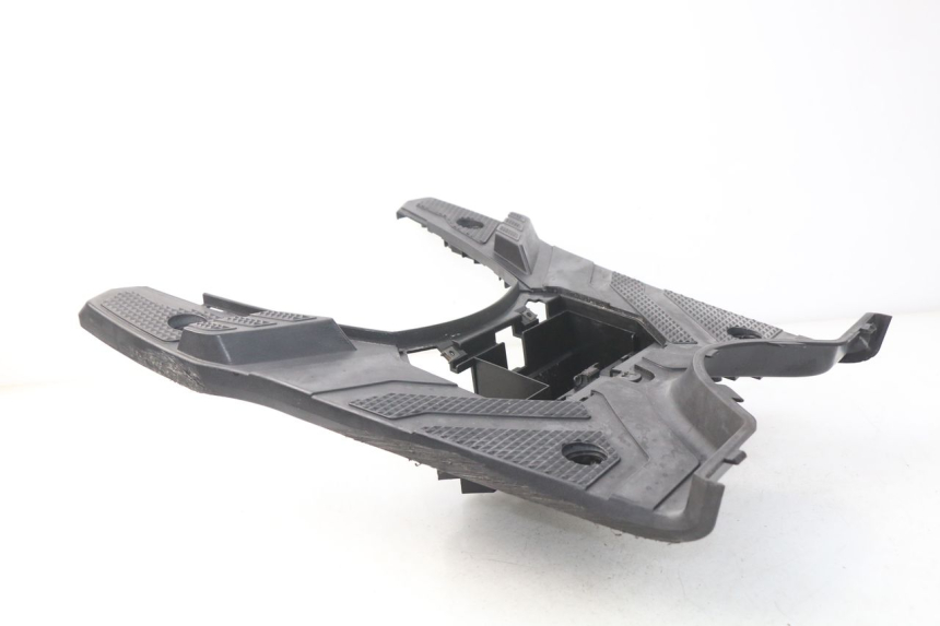 photo de MARCHE PIED YAMAHA BW'S BWS 125 (2010 - 2013) - Détail de la pièce