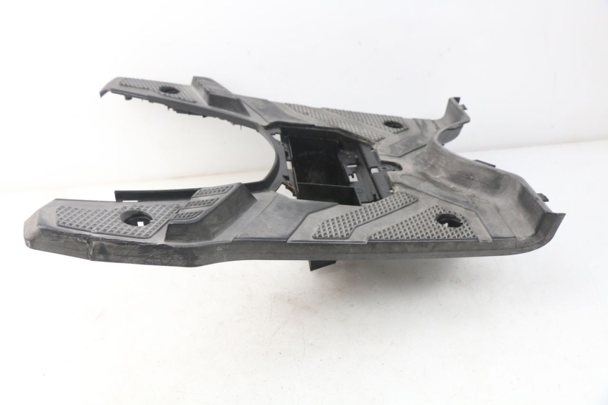 photo de MARCHE PIED YAMAHA BW'S BWS 125 (2010 - 2013) - Gros plan technique