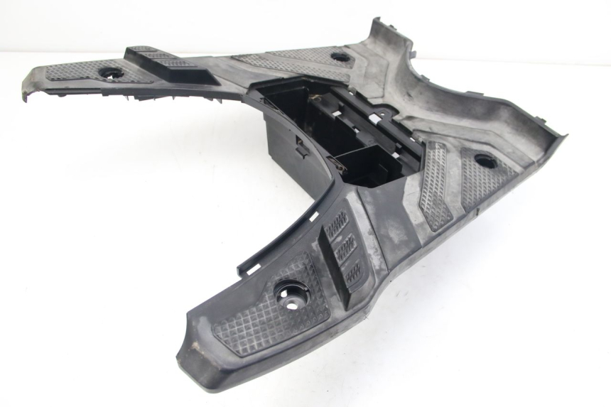 photo de MARCHE PIED YAMAHA BW'S BWS 125 (2010 - 2013) - Détail de la pièce