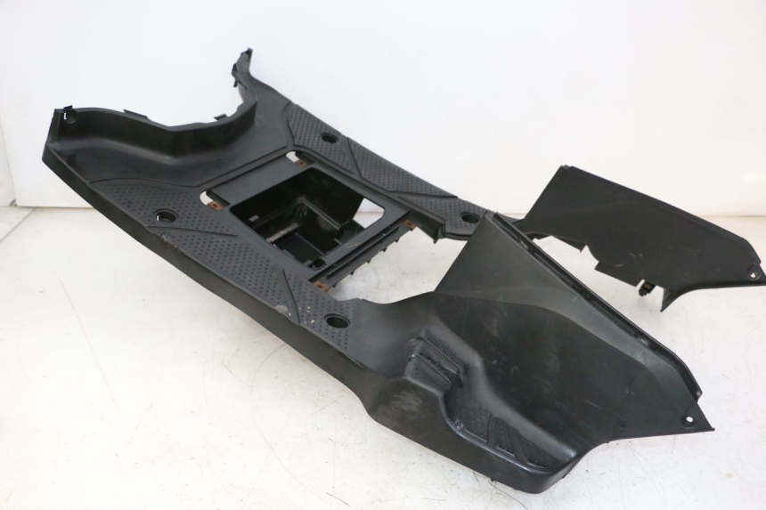 photo de MARCHE PIED SYM CROX 4T 50 (2016 - 2023) - Gros plan technique