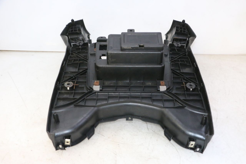 photo de MARCHE PIED SYM CROX 4T 50 (2016 - 2023) - Marquages et références