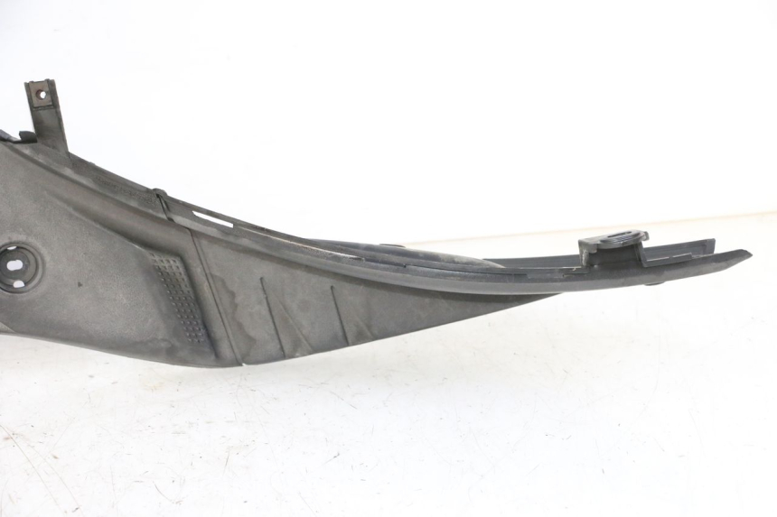 photo de MARCHE PIED YAMAHA CYGNUS X INJECTION 125 (2007 - 2013) - Inspection visuelle