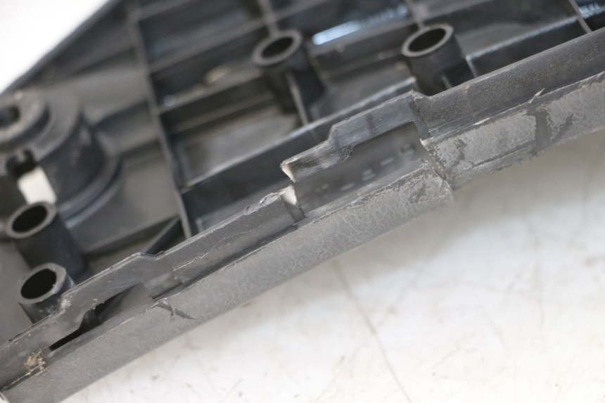 photo de MARCHE PIED YAMAHA CYGNUS X INJECTION 125 (2007 - 2013) - Autre angle de vue