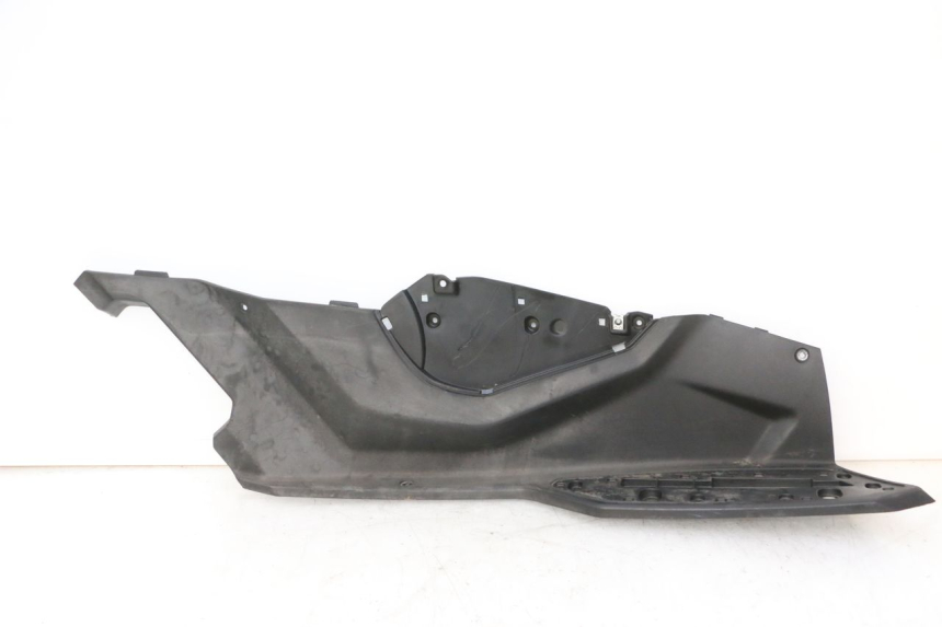 photo de MARCHE PIED DROIT QUADRO 4 4D 350 (2015 - 2018) - Vue principale