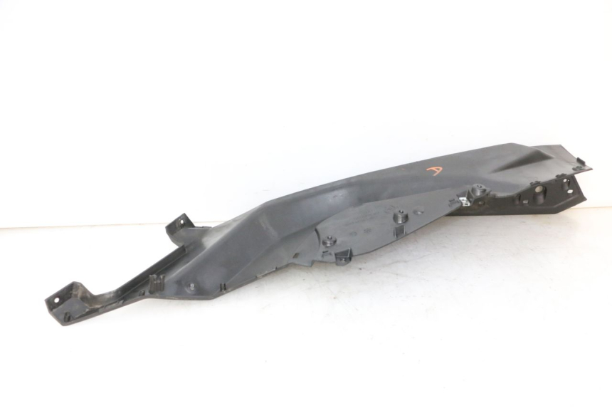 photo de MARCHE PIED DROIT QUADRO 4 4D 350 (2015 - 2018) - Gros plan technique