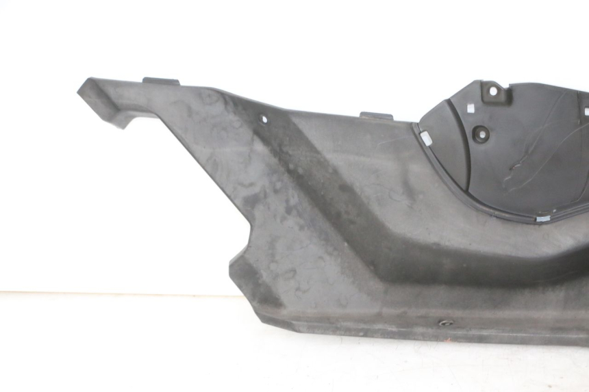 photo de MARCHE PIED DROIT QUADRO 4 4D 350 (2015 - 2018) - Pièce contrôlée