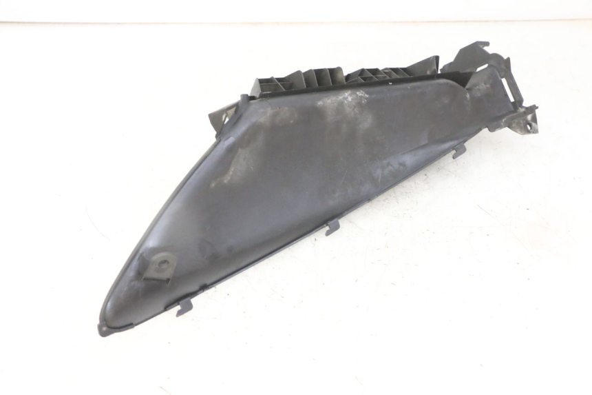 photo de MARCHE PIED DROIT SUZUKI BURGMAN 125 (2007 - 2014) - Zoom état d’usage