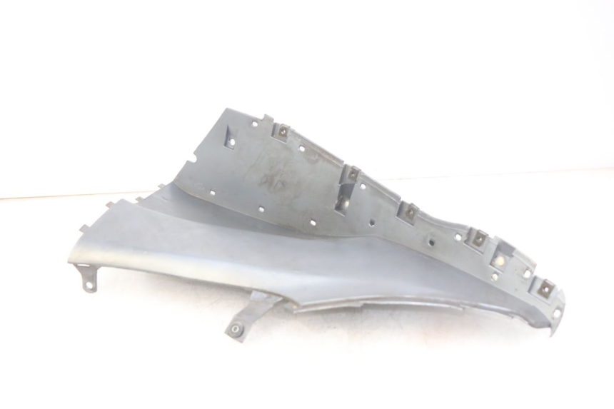 photo de MARCHE PIED DROIT BMW C1 125 (2000 - 2003) - Points de fixation