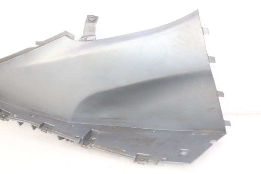 photo de MARCHE PIED DROIT BMW C1 125 (2000 - 2003) - État de surface