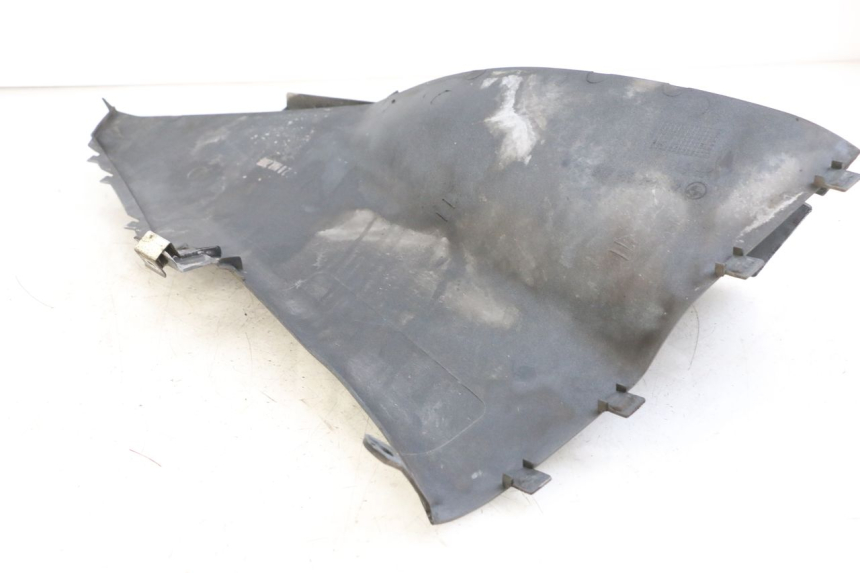 photo de MARCHE PIED DROIT BMW C1 125 (2000 - 2003) - Détail de la pièce