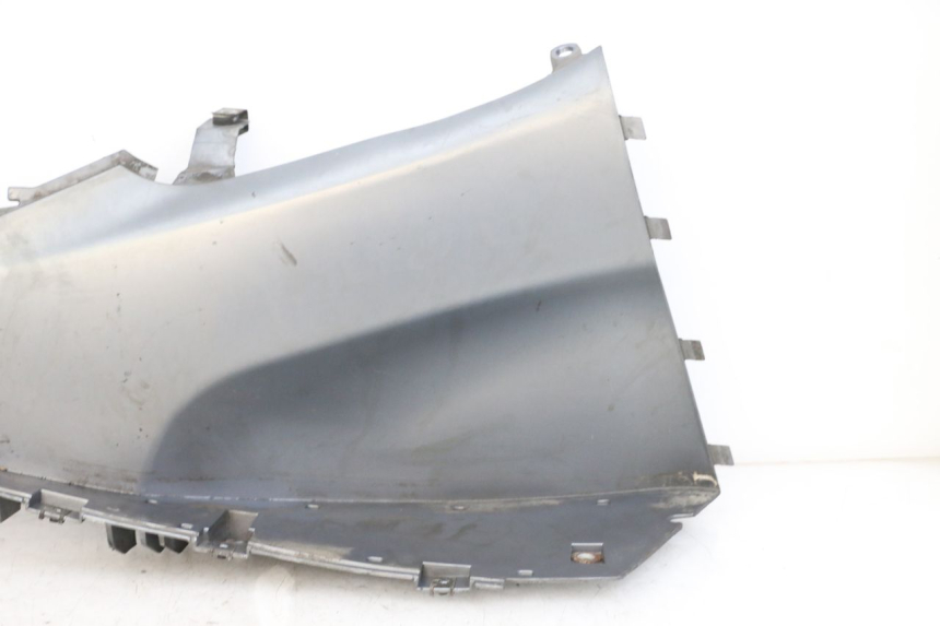 photo de MARCHE PIED DROIT BMW C1 125 (2000 - 2003) - Gros plan technique