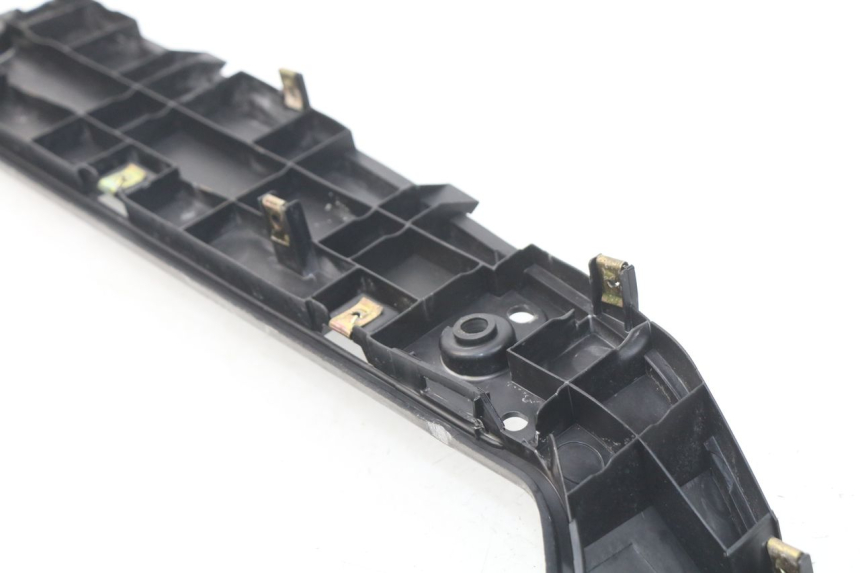 photo de MARCHE PIED DROIT KYMCO DINK STREET 125 (2009 - 2014) - État de surface