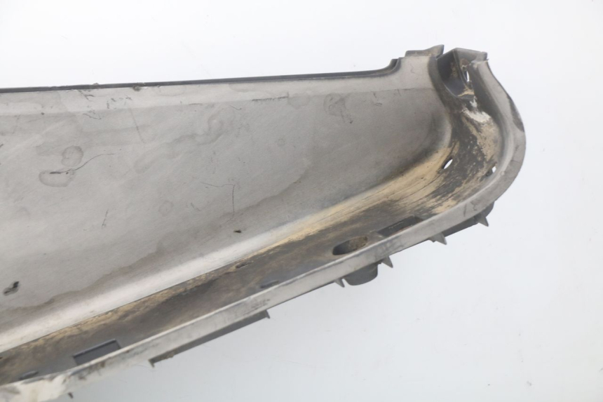 photo de MARCHE PIED DROIT HONDA FES PANTHEON 125 (2003 - 2007) - Points de fixation