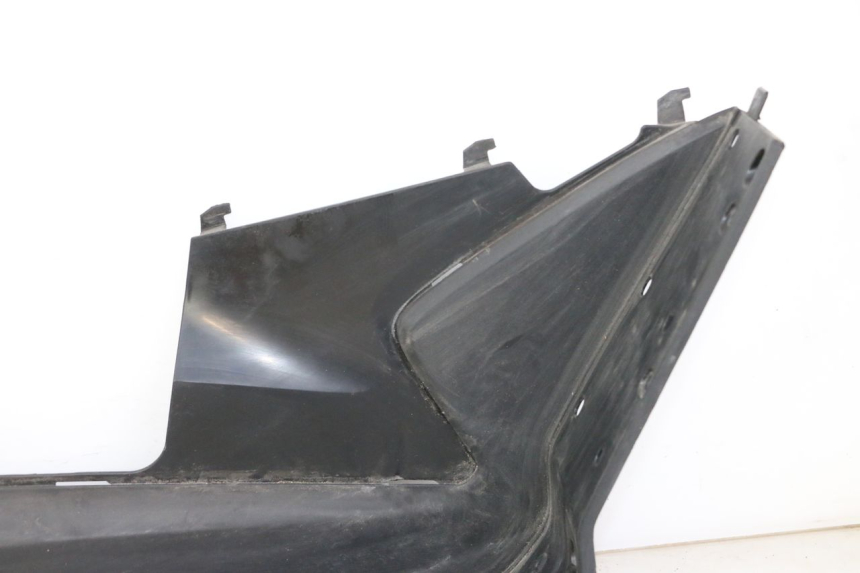 photo de MARCHE PIED DROIT HONDA FORZA ABS 300 (2013 - 2017) - Zoom composants