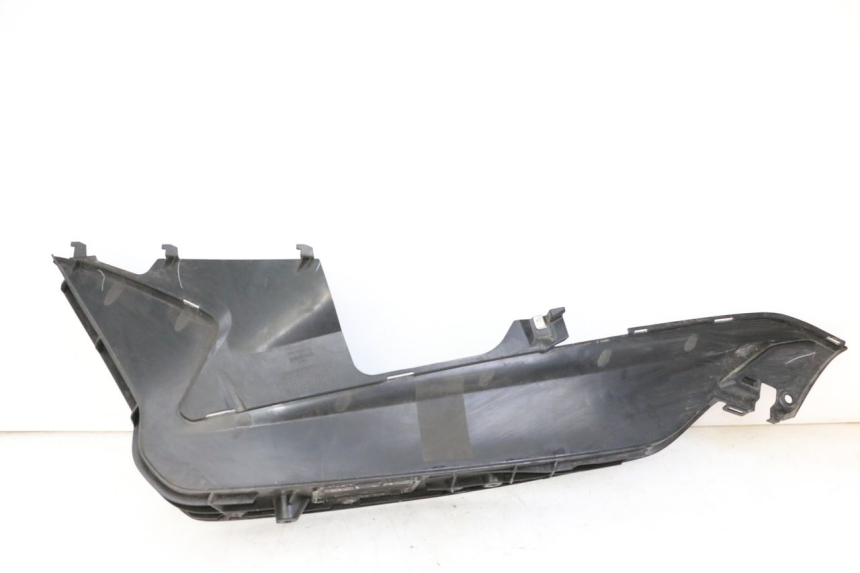 photo de MARCHE PIED DROIT HONDA FORZA ABS 300 (2013 - 2017) - Gros plan technique