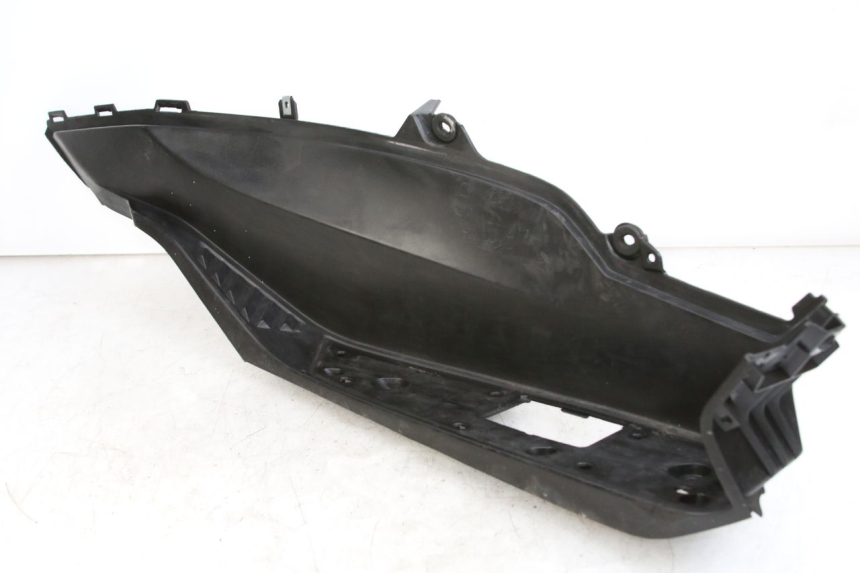 photo de MARCHE PIED DROIT HONDA FORZA 125 (2015 - 2016) - Vue d’ensemble