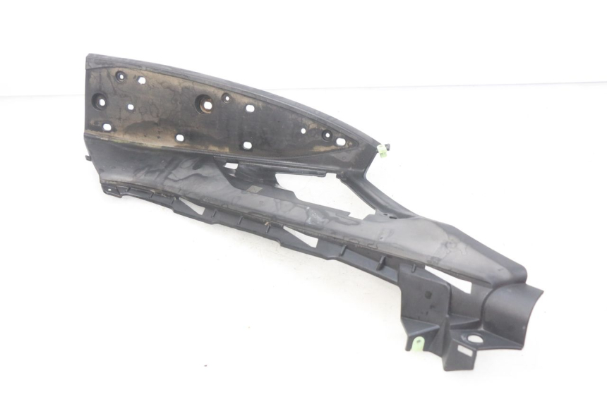 photo de MARCHE PIED DROIT PEUGEOT GEOPOLIS 400 (2007 - 2013) - Gros plan technique