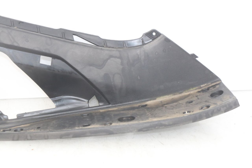 photo de MARCHE PIED DROIT PEUGEOT GEOPOLIS 400 (2007 - 2013) - Vue d’ensemble