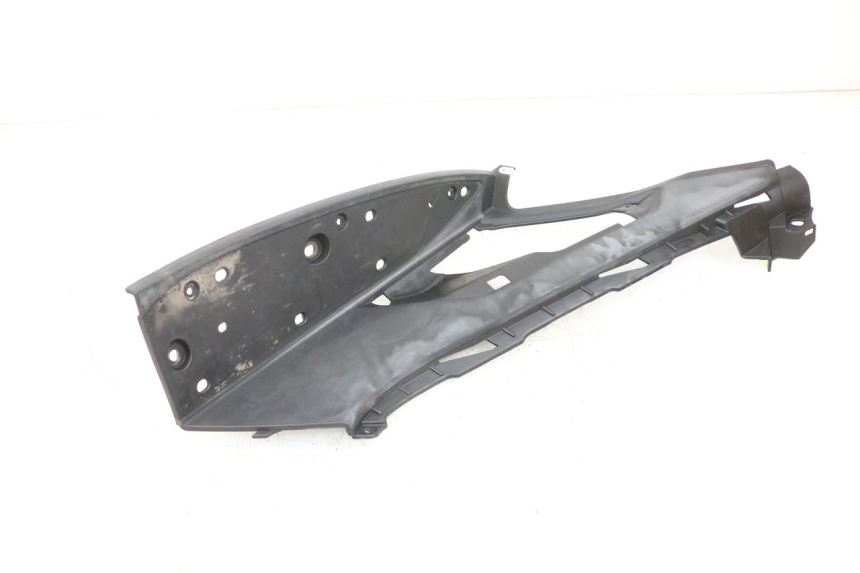 photo de MARCHE PIED DROIT PEUGEOT GEOPOLIS RS 125 (2007 - 2009) - Autre angle de vue