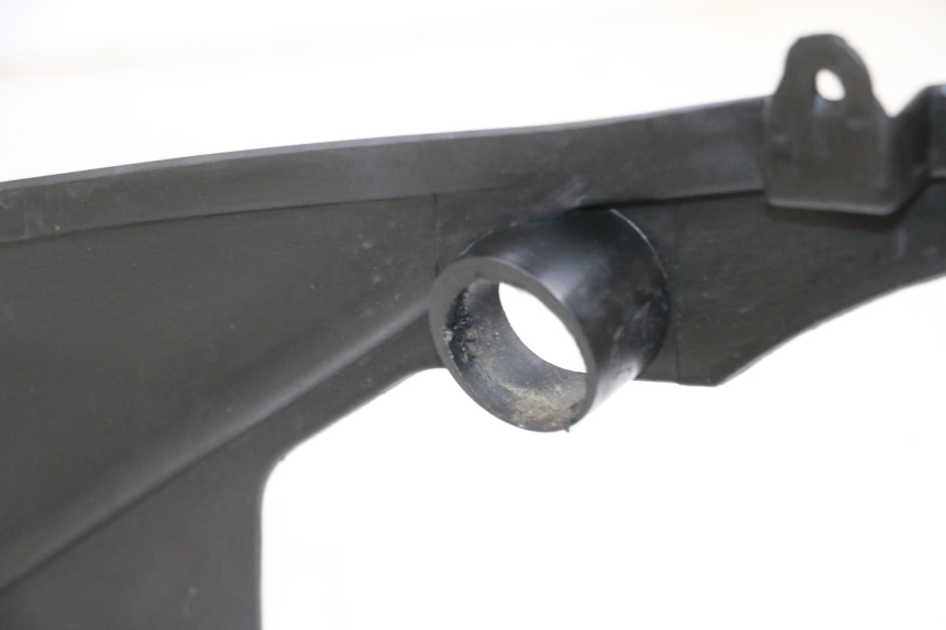 photo de MARCHE PIED DROIT JM MOTORS GTS 125 (2015 - 2019) - État de surface