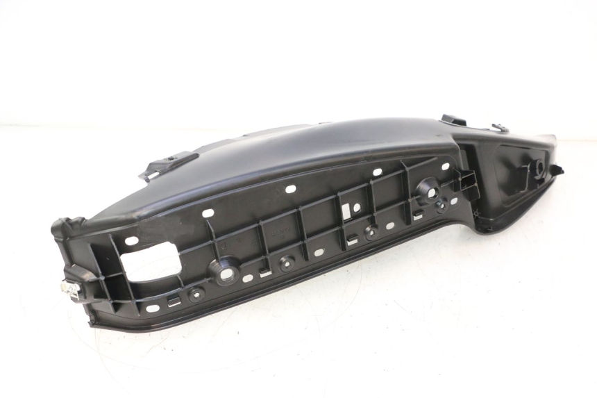 photo de MARCHE PIED DROIT PIAGGIO MP3 LT 400 (2007 - 2012) - Zoom état d’usage