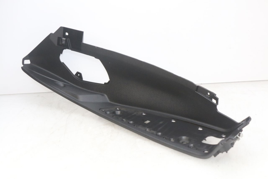 photo de MARCHE PIED DROIT PIAGGIO MP3 500 (2014 - 2017) - Vue principale