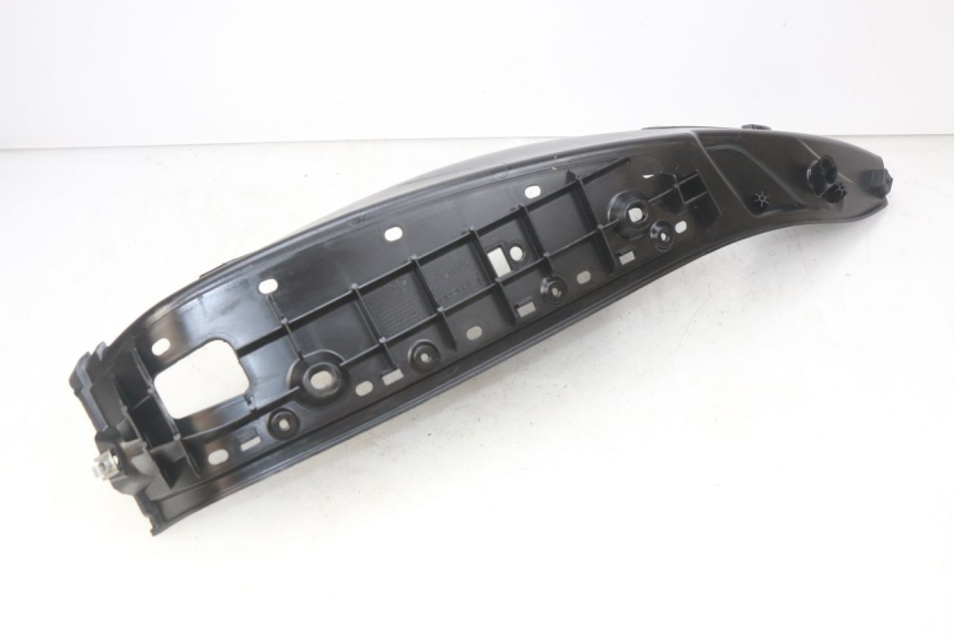 photo de MARCHE PIED DROIT PIAGGIO MP3 500 (2014 - 2017) - Zoom état d’usage