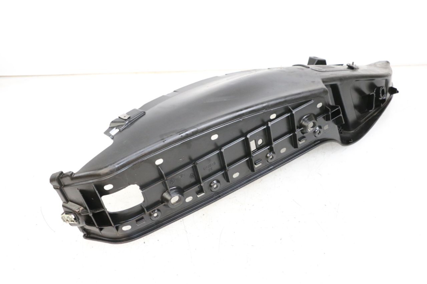 photo de MARCHE PIED DROIT PIAGGIO MP3 500 (2011 - 2015) - Zoom état d’usage