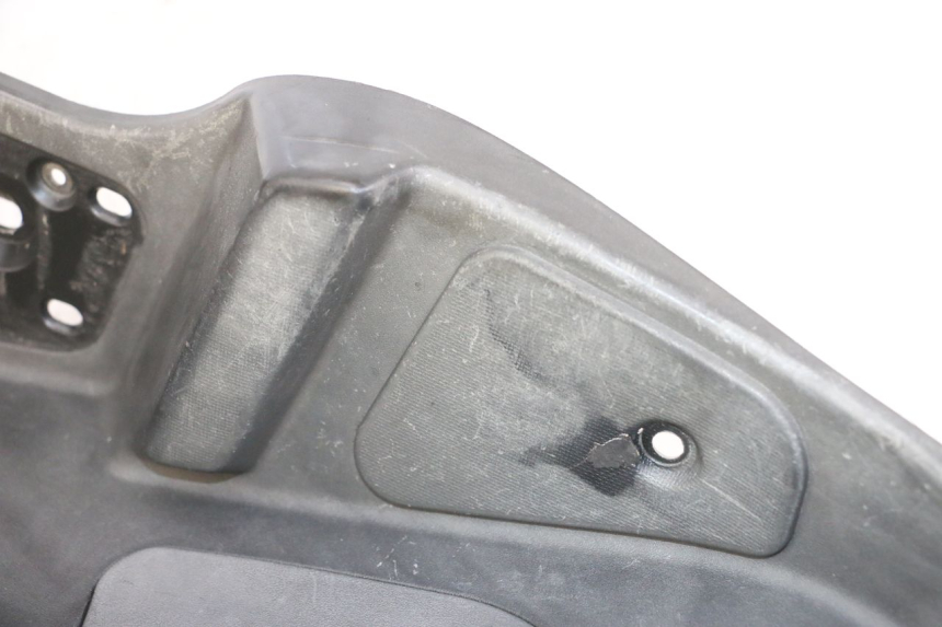 photo de MARCHE PIED DROIT PIAGGIO MP3 500 (2011 - 2015) - Détail de la pièce