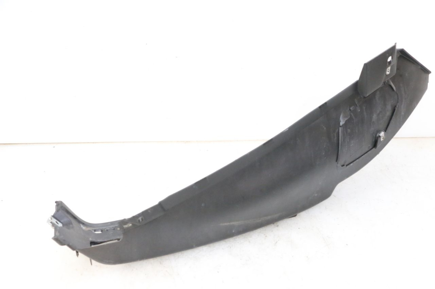 photo de MARCHE PIED DROIT PIAGGIO MP3 500 (2014 - 2017) - Gros plan technique