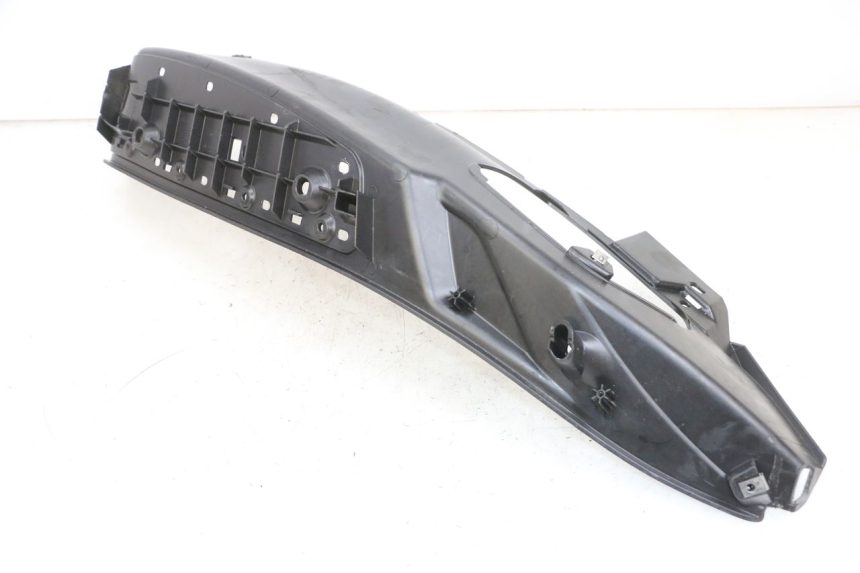 photo de MARCHE PIED DROIT PIAGGIO MP3 500 (2016 - 2018) - Autre angle de vue