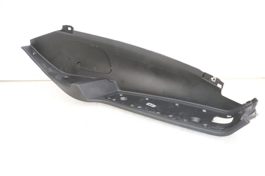 photo de MARCHE PIED DROIT PIAGGIO MP3 RL 250 (2006 - 2010) - Vue principale