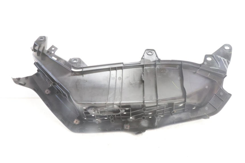 photo de MARCHE PIED DROIT YAMAHA N-MAX NMAX 125 (2021 - 2024) - Points de fixation