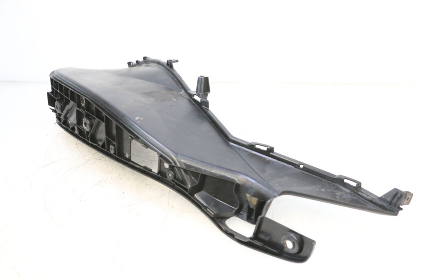 photo de MARCHE PIED DROIT HONDA PCX (JF57/JF64) 125 (2014 - 2018) - Autre angle de vue
