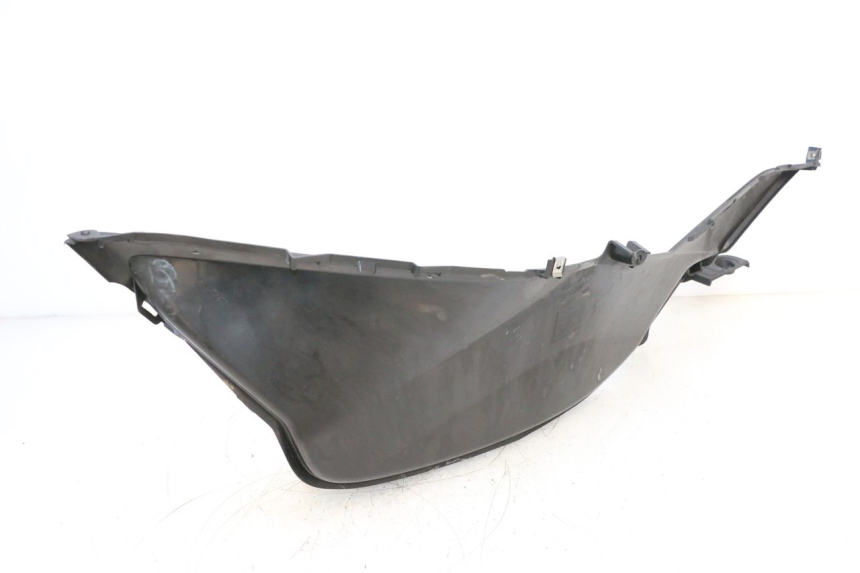 photo de MARCHE PIED DROIT HONDA PCX (JF57/JF64) 125 (2014 - 2018) - Gros plan technique