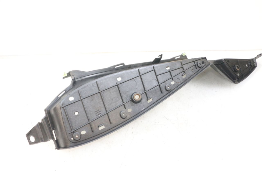 photo de MARCHE PIED DROIT PEUGEOT SATELIS 125 (2006 - 2009) - Zoom état d’usage